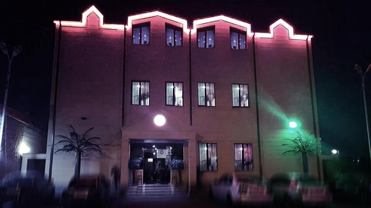 Sochi Plaza Hotel Jerevan Exteriér fotografie
